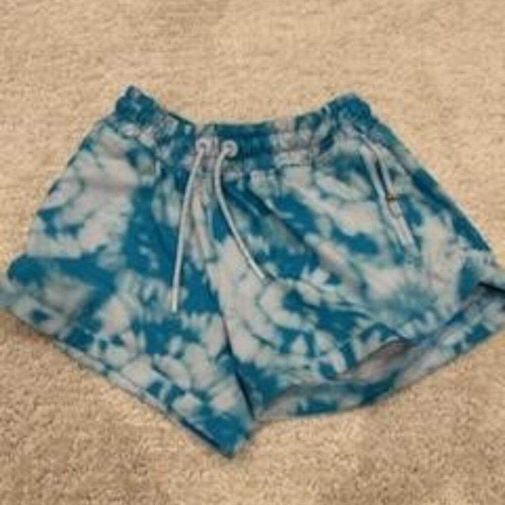 Athleta Girl All Play 3" Short Size Medium